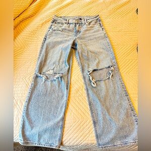 AE Strigid High Waist StovePipe Jean sz 10